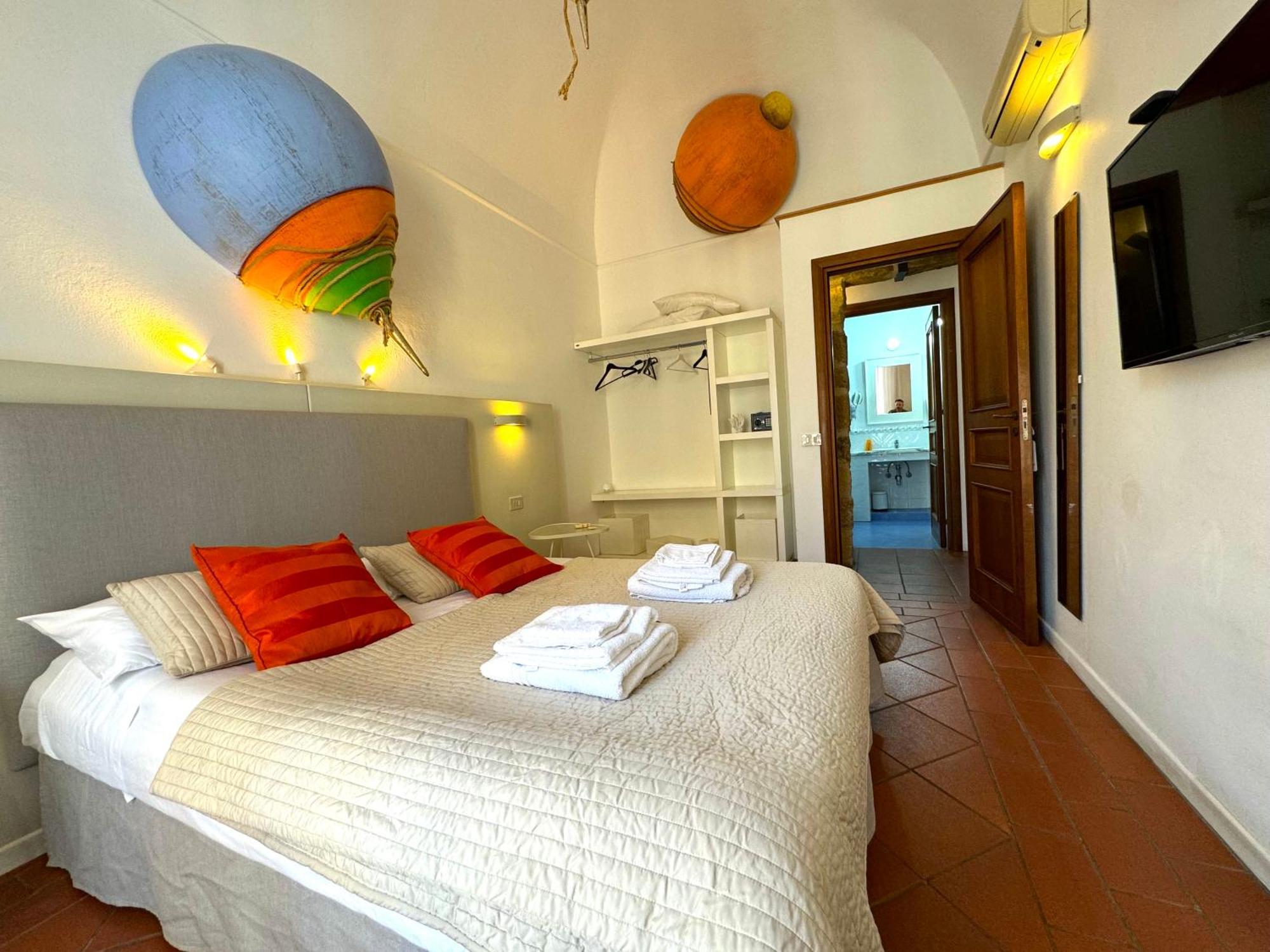 B&B Antichi Colori Cinisi Zewnętrze zdjęcie